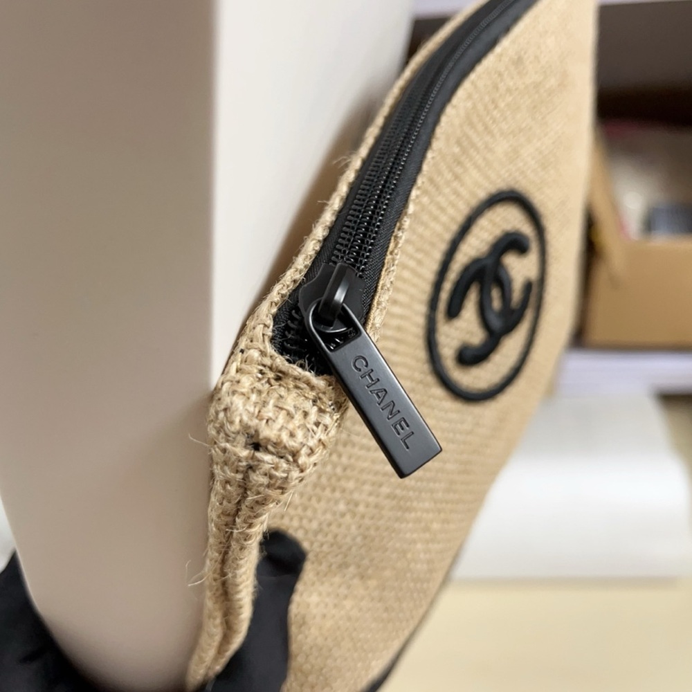 Chanel VIP Makeup Bag - Picture 3 of 6